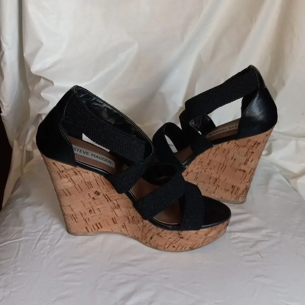 Steve Madden Camdyn Black Strappy Wedge Cork Heel Size 6